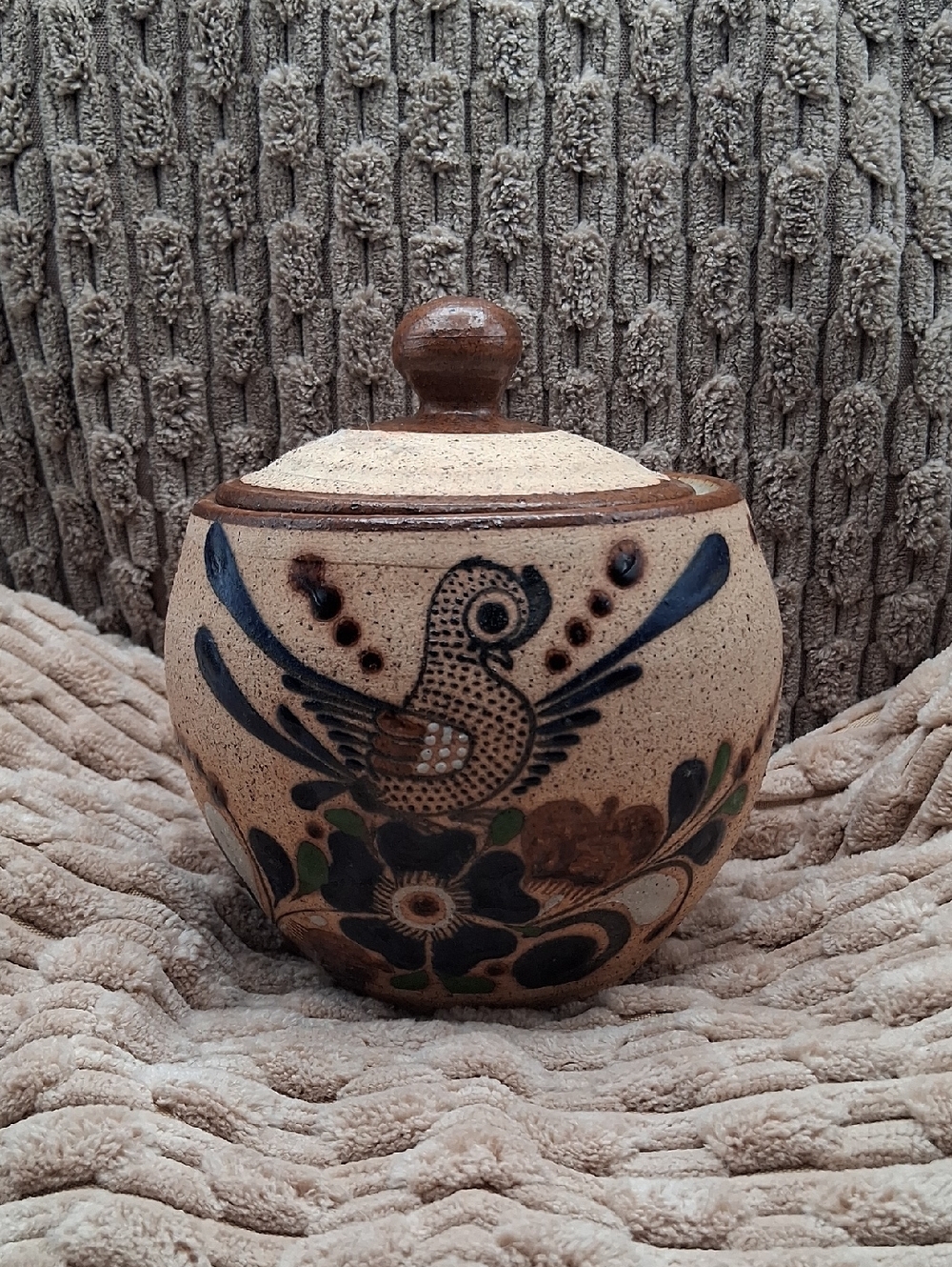 Tomala Hand-Painted Sandstone Pottery with   Lid.